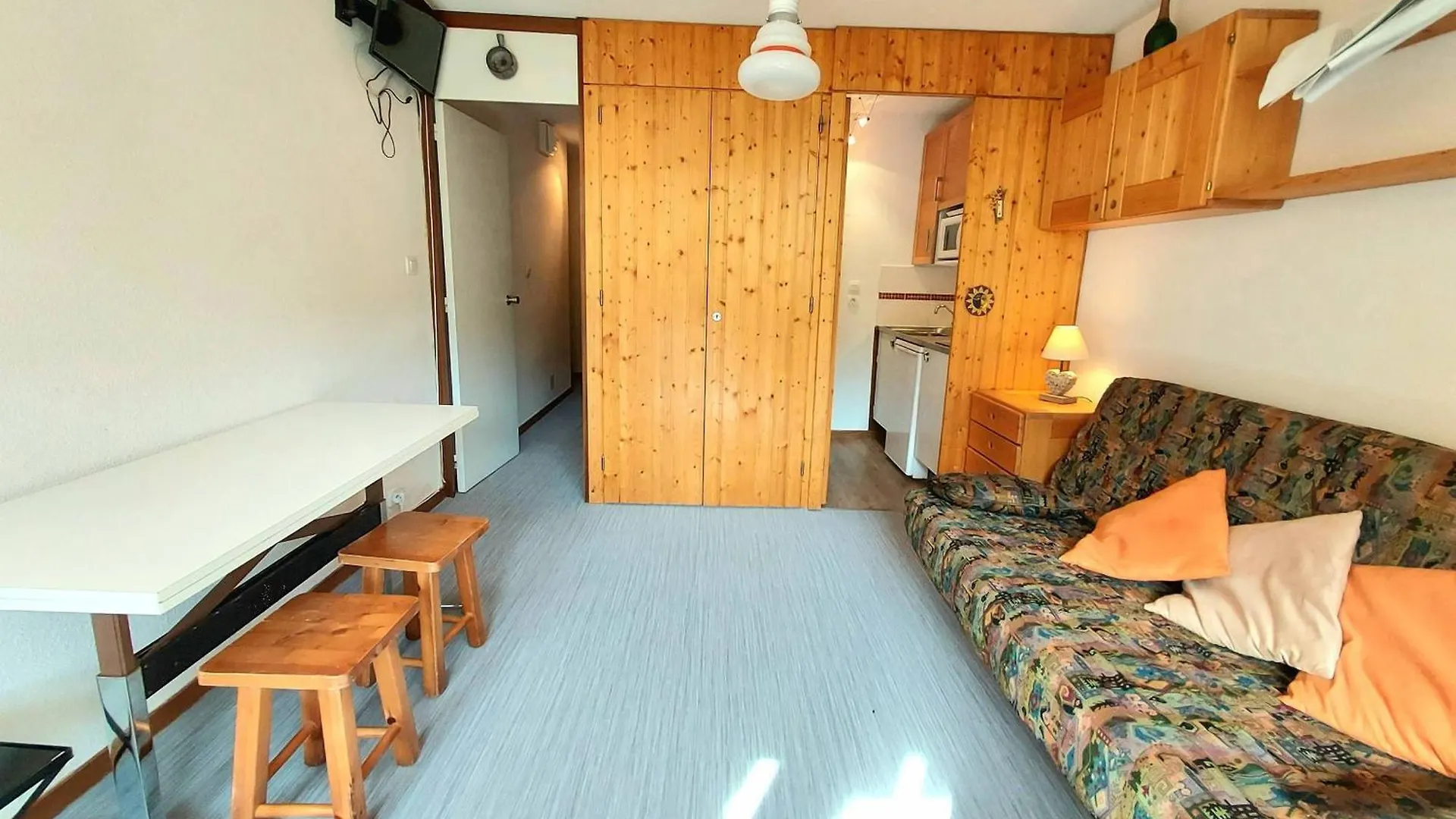 Apartment Studio Chaleureux A 100M Des Pistes, Balcon Expose Sud, Casier A Skis - Fr-1-351-17 La Plagne France